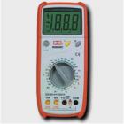 防表筆誤插裝置;數(shù)據(jù)保持,顯 示 器：最大顯示數(shù)1999，字高28mm,直流電壓;交流電壓;直流電流;交流電流;電阻;電容,頻率;溫度,帶蜂鳴器通斷測試;二極管測試;晶體管hFE測試. 
