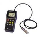 本儀器采用了渦流測厚法，它能快速、無損傷、精密地測量非磁性金屬基體上非導電覆蓋層的厚度(如銅、鋁、鋅、錫等基體上的:琺瑯、橡膠、油漆、塑料層等)．