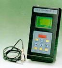 主要有振動(dòng)測(cè)量、時(shí)域波形顯示，功率譜分析、故障自動(dòng)分析四大功能; 測(cè)量參數(shù):位移、速度、加速度信號(hào)的有效值、單峰值和峰峰值共九個(gè)參數(shù).測(cè)量范圍:位移：0.03-30mm 速度：0.03-1000mm/s 加速度：0.03-1000m/s2 . 
