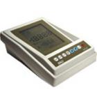 6173酸堿度測(cè)試儀為大學(xué)實(shí)驗(yàn)室及科研單位特殊設(shè)計(jì)的超大屏幕的酸堿度測(cè)試儀, 也可測(cè)氧化還原反應(yīng), 測(cè)量的同時(shí)可顯示溫度值。