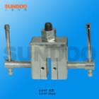 SJJ-13實驗夾具 ,適用范圍：木塊、玻璃、皮革、紙張等片狀，塊狀物材料推拉力，破壞力測試。 最大負荷：5000N