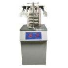 LGJ-30   冷凍干燥機(jī),空載冷阱溫度：≤ -45 ℃ .空載凍干面積：0.3-0.4m 2 盤裝物料：4.5-6升,真空度：<13Pa ,捕水能力：12Kg/24h 

