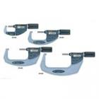 特點(diǎn)：

? 非旋轉(zhuǎn)心軸和新型棘輪套管。

? 10mm/rev 快速心軸進(jìn)給。

? 帶有絕對(duì)原點(diǎn)線性刻度。

? 達(dá)到 IP54 塵／水防護(hù)標(biāo)準(zhǔn) (不與數(shù)據(jù)輸出電纜連接時(shí))。

? 帶有 SPC 數(shù)據(jù)輸出。

? 帶有一個(gè)基準(zhǔn)桿，可用于設(shè)置原點(diǎn)。(用于測(cè)量范圍在 30mm 以上的型號(hào))
