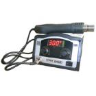 國(guó)內(nèi)首創(chuàng)全新架構(gòu)熱風(fēng)拆焊系統(tǒng)，高效熱風(fēng)溫控，相比傳統(tǒng)858吹焊效果更顯著。大功率發(fā)熱芯，比普通熱風(fēng)拔放臺(tái)吹焊更快速，效果更均勻，大大提升您的工作效率。無(wú)刷直流電機(jī)伺服機(jī)構(gòu)，極低噪音，傳力結(jié)構(gòu)風(fēng)口設(shè)計(jì)即使您配備了市場(chǎng)上抵擋噴嘴亦不會(huì)燒毀手柄。全密閉鋁合金機(jī)箱設(shè)計(jì)，可用于任何復(fù)雜環(huán)境下工作。