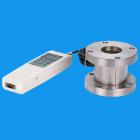 功 能：
HF法蘭式系列推拉力計(jì)是一種高精度小型便攜式拉力、壓力測(cè)試儀器。廣泛應(yīng)用于高低壓電器、電子、五金制鎖、汽車(chē)配件、打火機(jī)及點(diǎn)火裝置、制筆、輕工、建筑、漁具、紡織、化工、機(jī)械、IT等行業(yè)和科研機(jī)構(gòu)作拉壓負(fù)荷、插拔力測(cè)試、破壞性試驗(yàn)等，是數(shù)字型的新一代拉壓力測(cè)試儀器。
