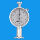 功 能：
LX邵氏C型硬度計(jì)是測(cè)定壓縮率為 50% 時(shí)應(yīng)力為 0.5kg/c㎡ 以上的含有發(fā)泡濟(jì)制成的橡塑微孔材料硬度，也可用于類(lèi)似硬度的其他材料。
