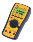 產(chǎn)品特點
 
? 真有效值測量
? 測量精度：3 3/4位
? 自動/手動量程，易于操作
? 背光大顯示屏，塑膠保護外套，自動關(guān)機功能
? 可選光電隔離RS232通信接口，配合PC機分析軟件進行數(shù)據(jù)分析
? 可與鉗形適配器配合使用，測量大電流
